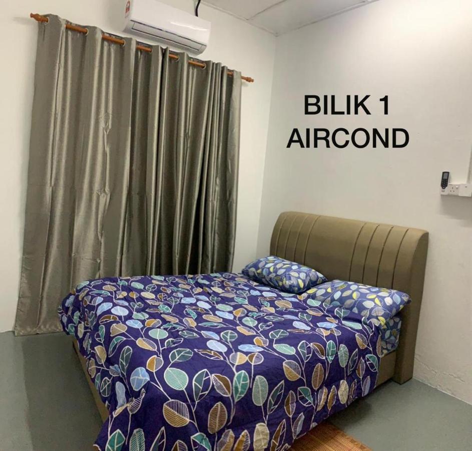 Spar Homestay Кота-Бару Экстерьер фото